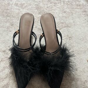 Elegant Black Feathered Women's Heels